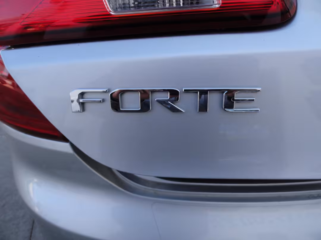 2014 Kia Forte Koup - KNAFX6A80E5237592 - Image #21
