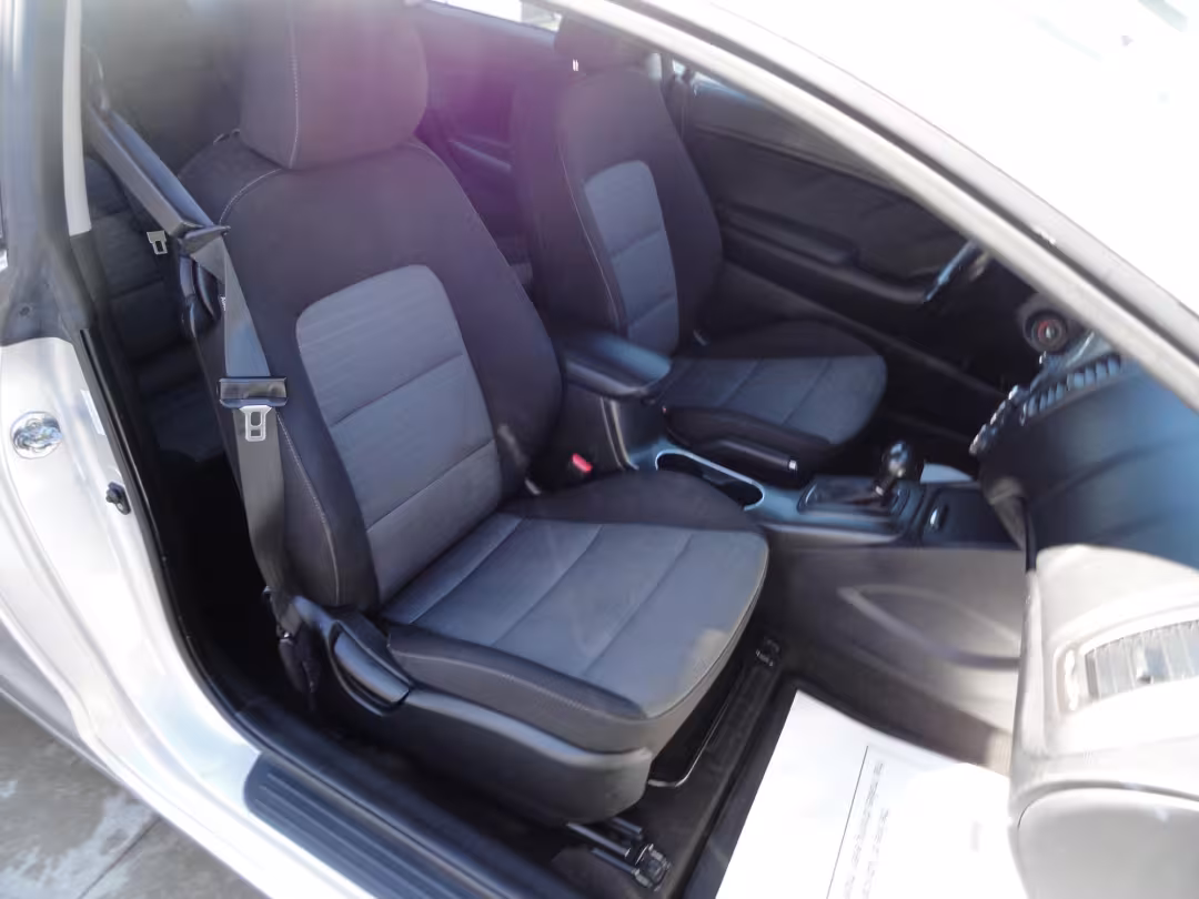 2014 Kia Forte Koup - KNAFX6A80E5237592 - Image #26