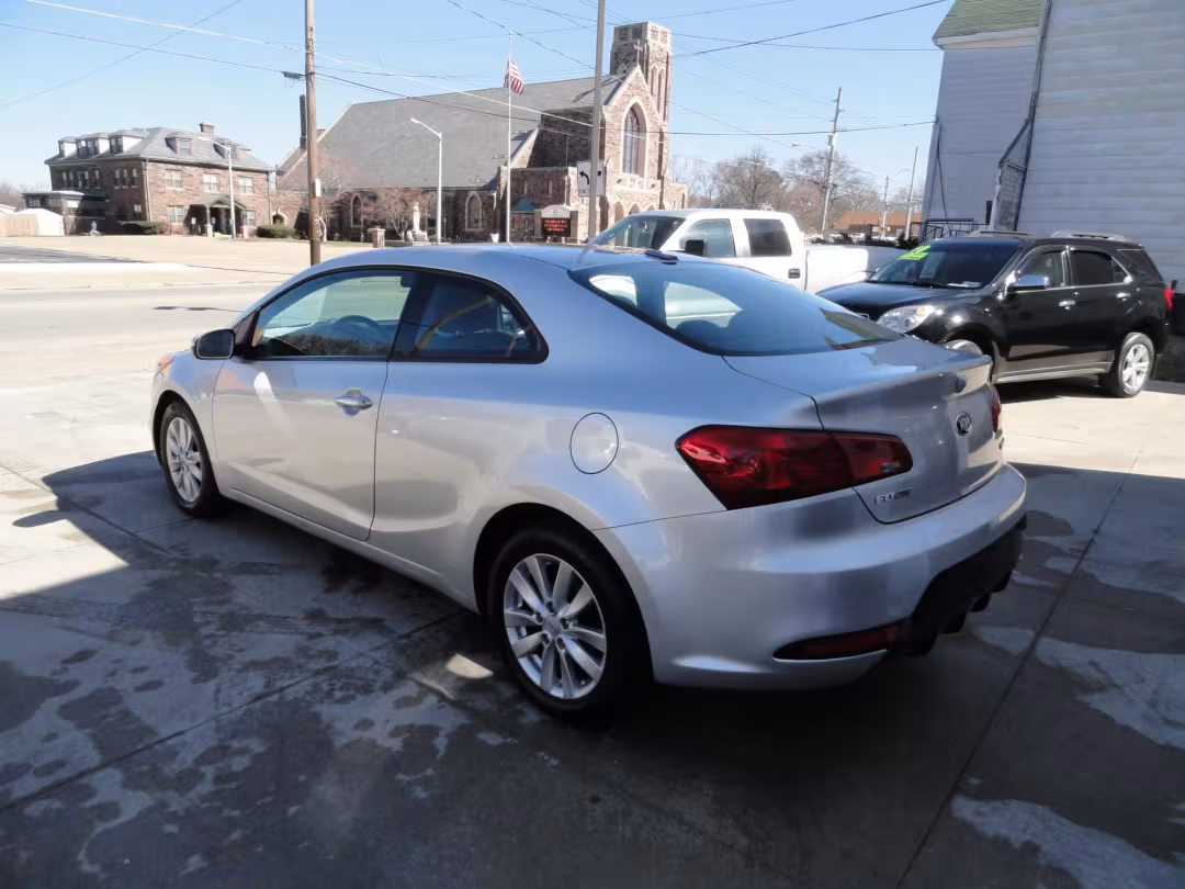 2014 Kia Forte Koup - KNAFX6A80E5237592 - Image #5