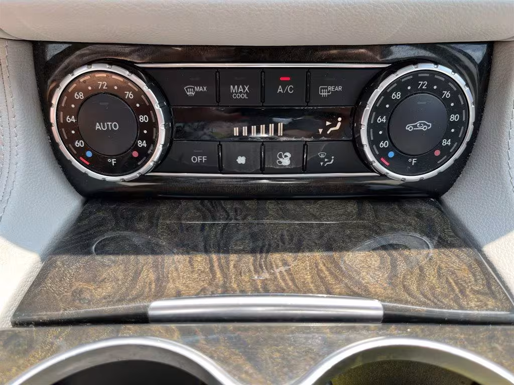 2014 Mercedes-Benz CLS-Class - WDDLJ7DB5EA097072 - Image #16
