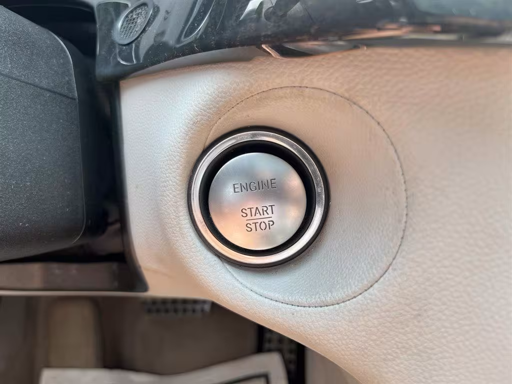2014 Mercedes-Benz CLS-Class - WDDLJ7DB5EA097072 - Image #21