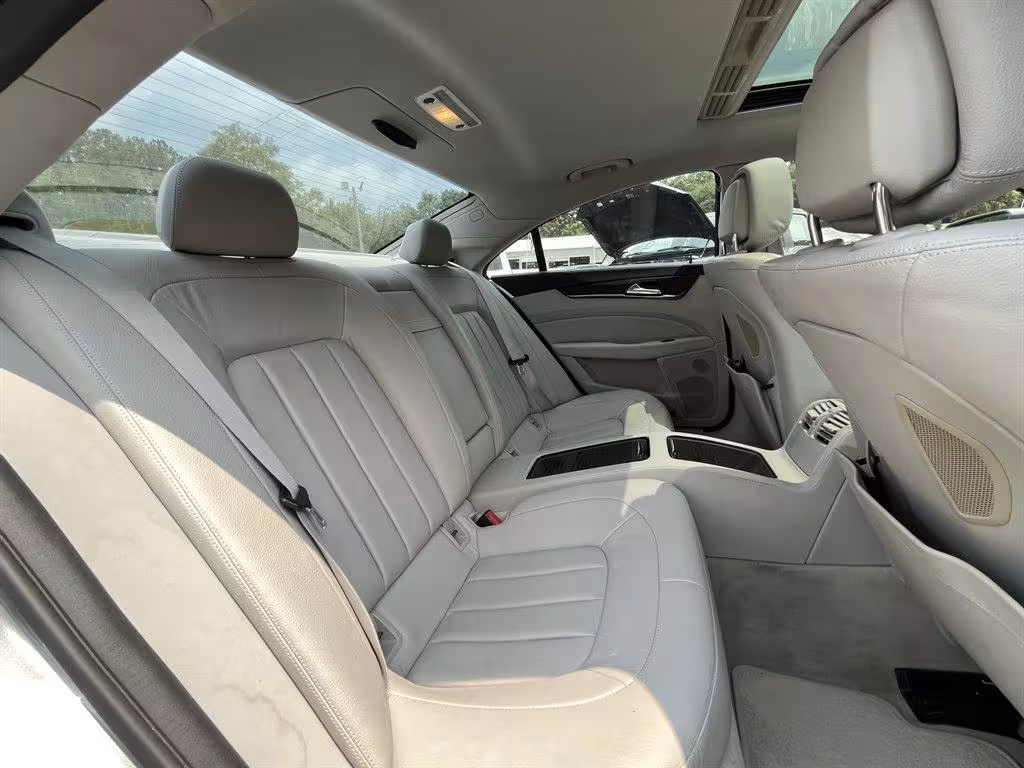 2014 Mercedes-Benz CLS-Class - WDDLJ7DB5EA097072 - Image #32