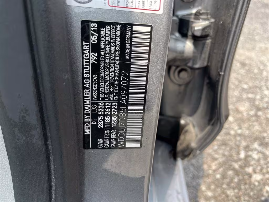 2014 Mercedes-Benz CLS-Class - WDDLJ7DB5EA097072 - Image #44