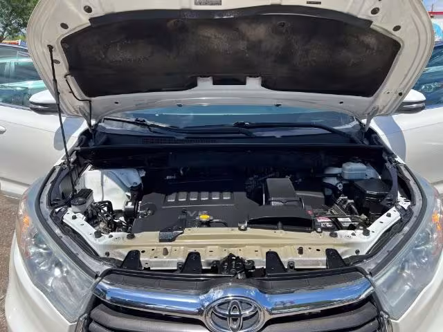 2014 Toyota Highlander - 5TDKKRFH8ES011241 - Image #17