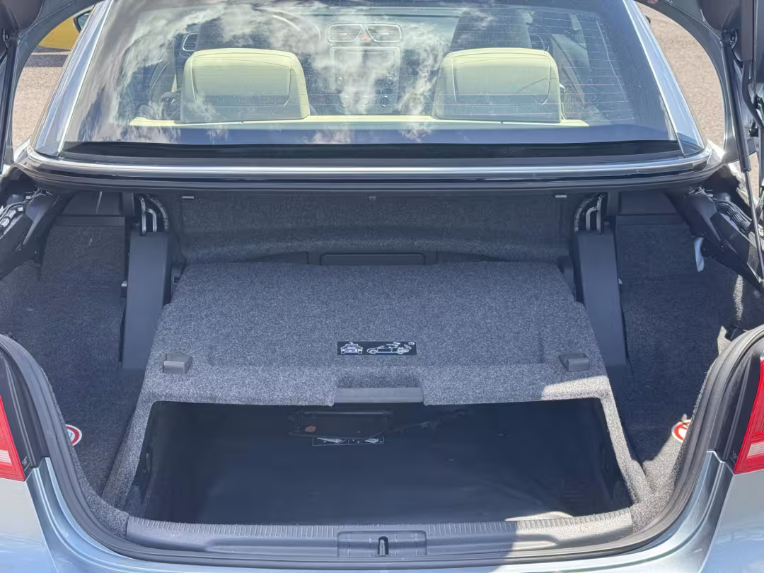 2014 Volkswagen Eos - WVWFW8AH6EV000509 - Image #14