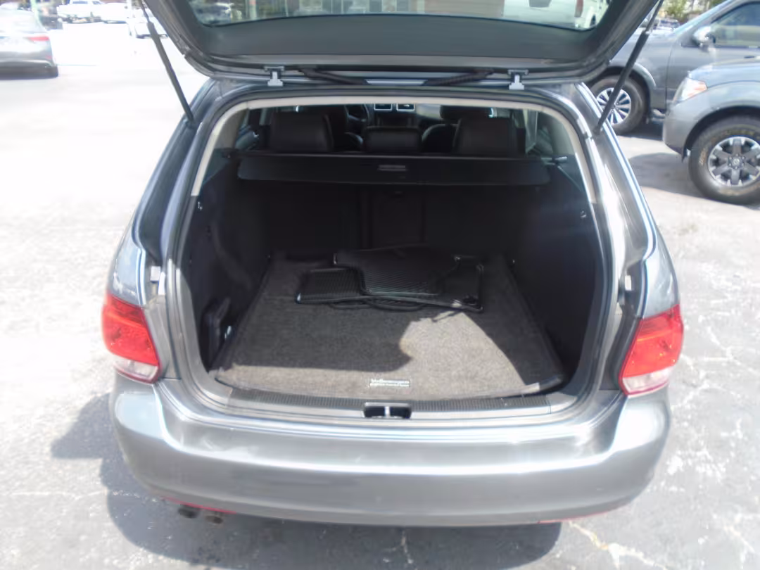 2014 Volkswagen Jetta SportWagen - 3VWPP7AJXEM602464 - Image #3