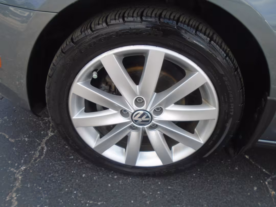 2014 Volkswagen Jetta SportWagen - 3VWPP7AJXEM602464 - Image #4