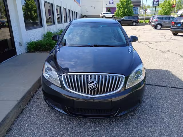 2015 Buick Verano - 1G4PP5SK2F4193108 - Image #2