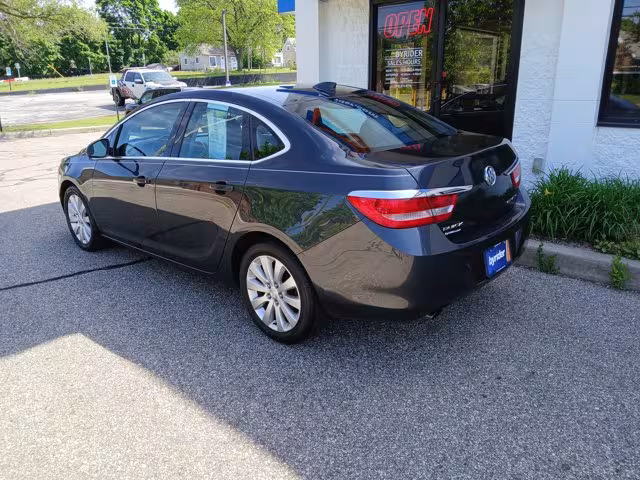 2015 Buick Verano - 1G4PP5SK2F4193108 - Image #4