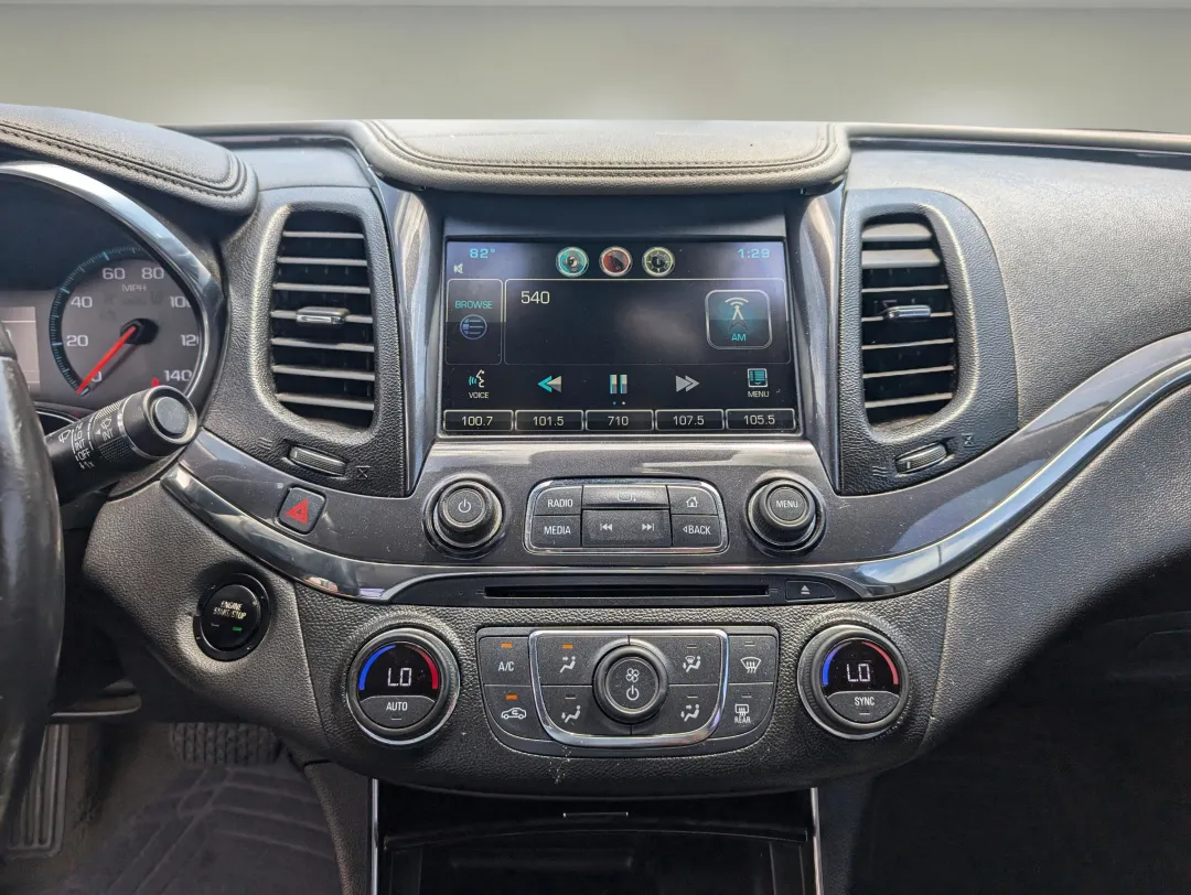 2015 Chevrolet Impala - 1G1125S35FU132040 - Image #14