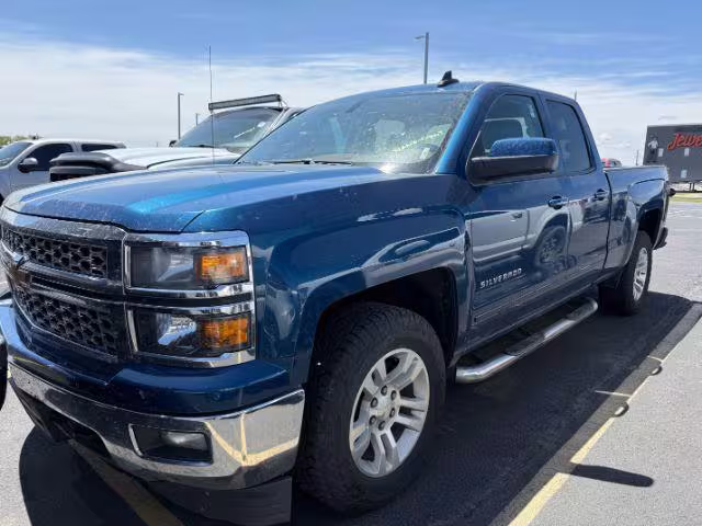 2015 Chevrolet Silverado 1500 - 1GCVKREC8FZ152474 - Image #1