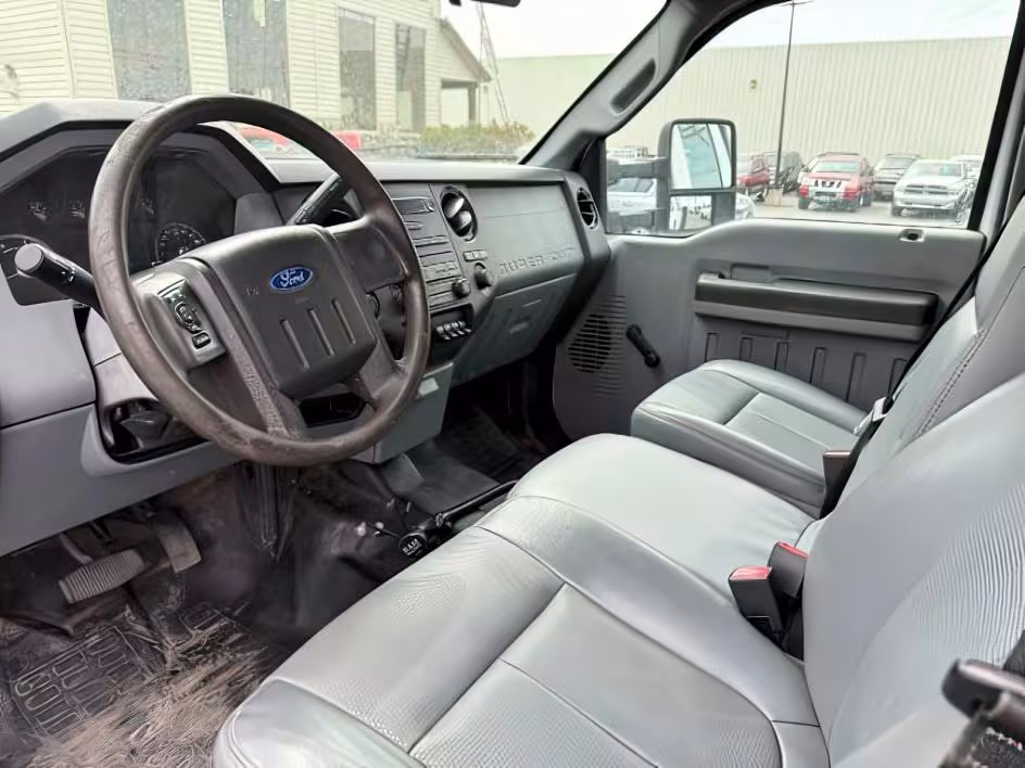 2015 Ford F-550 - 1FD0W5HT7FED58150 - Image #11