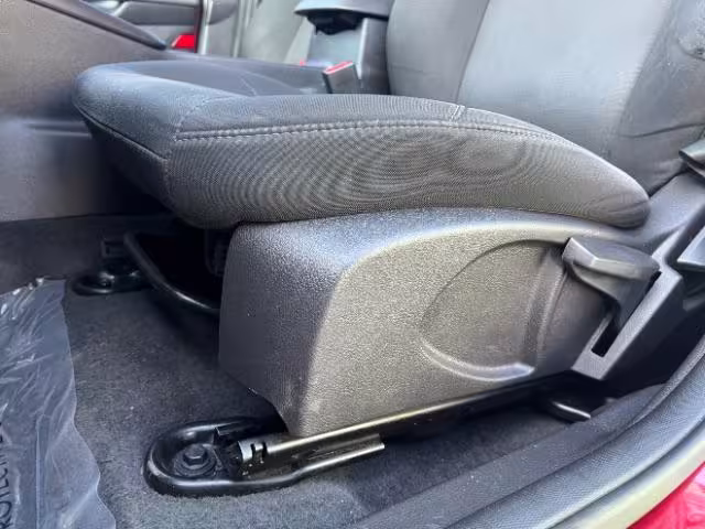2015 Ford Focus - 1FADP3K21FL369492 - Image #13