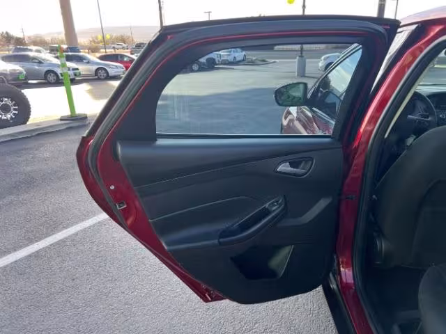 2015 Ford Focus - 1FADP3K21FL369492 - Image #21