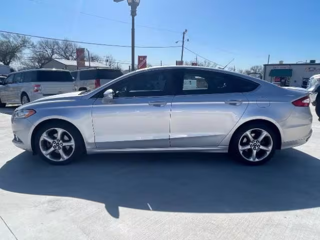 2015 Ford Fusion - 3FA6P0H92FR267583 - Image #4