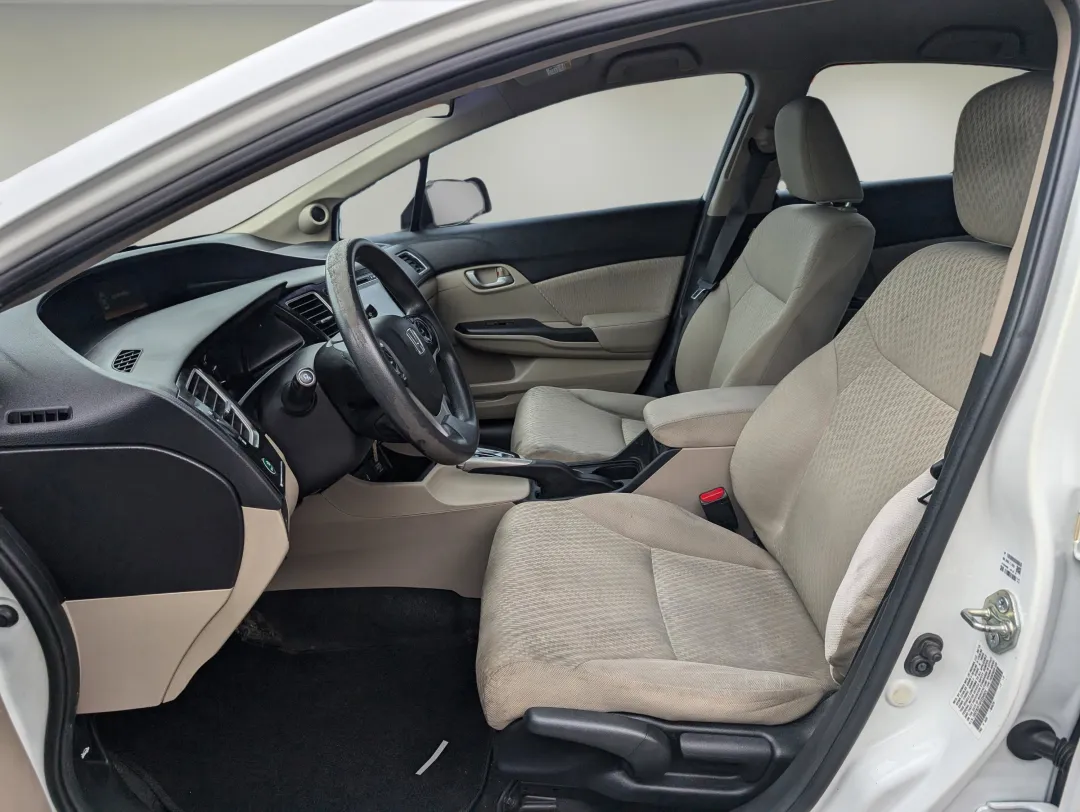 2015 Honda Civic Sedan - 19XFB2F74FE054924 - Image #10