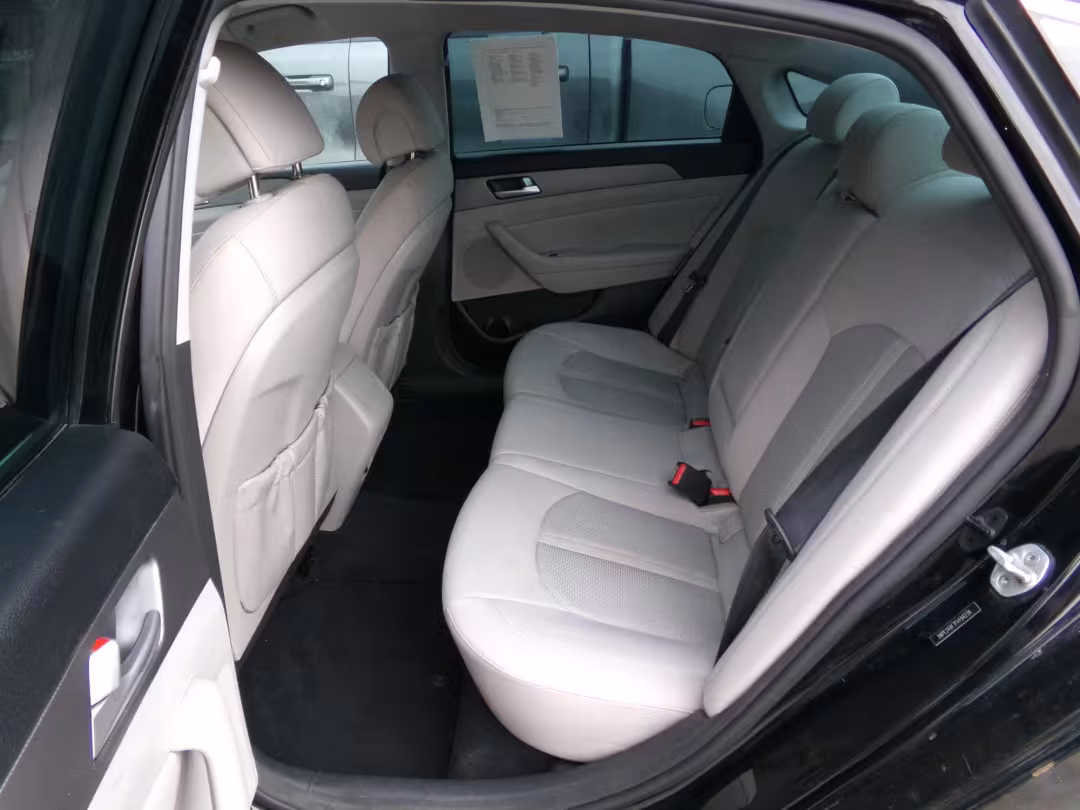 2015 Hyundai Sonata - 5NPE24AF7FH194239 - Image #5