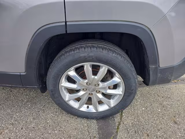 2015 Jeep Cherokee - 1C4PJLDB9FW765769 - Image #6