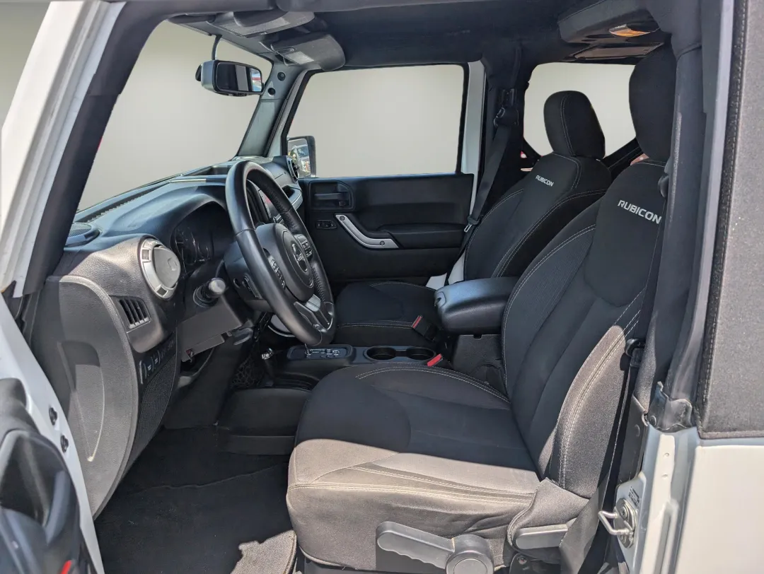 2015 Jeep Wrangler - 1C4BJWCG4FL568812 - Image #10