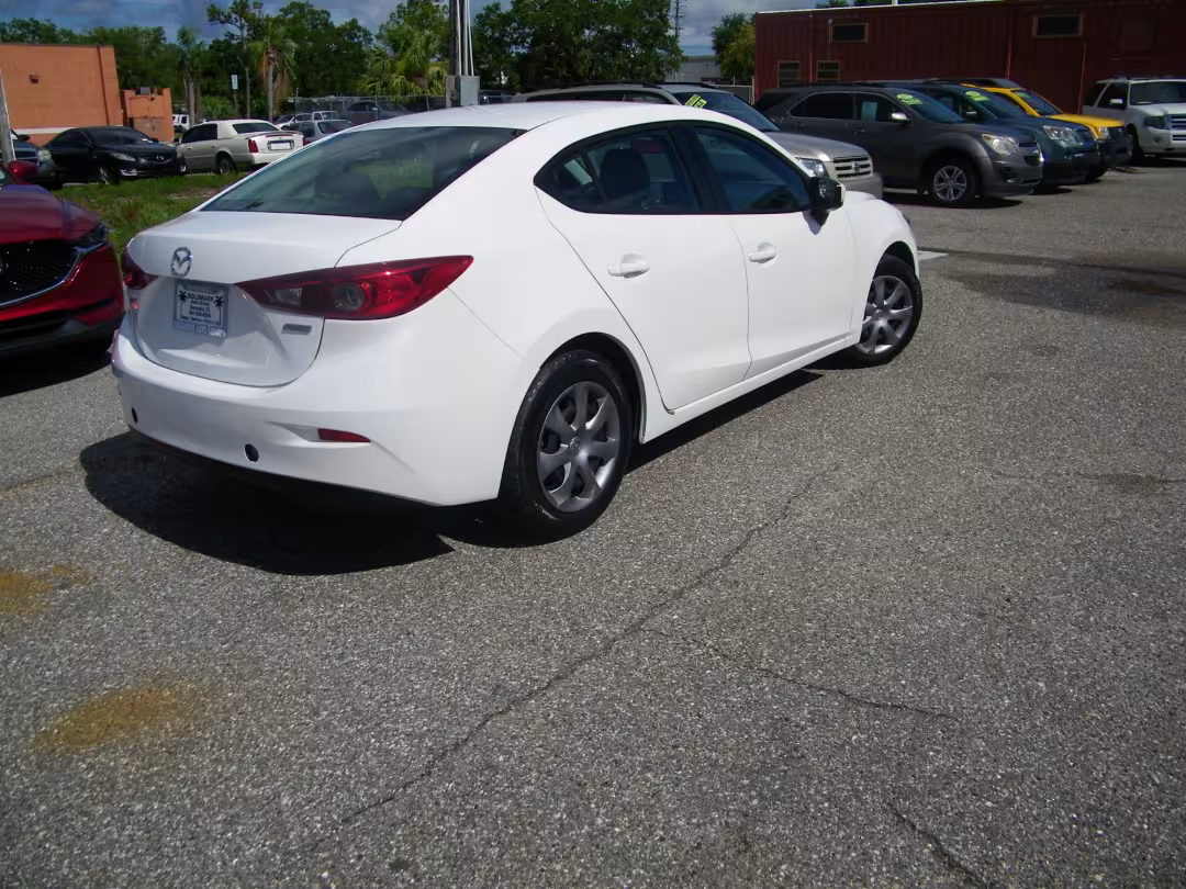 2015 Mazda MAZDA3 - 3MZBM1U79FM166790 - Image #4
