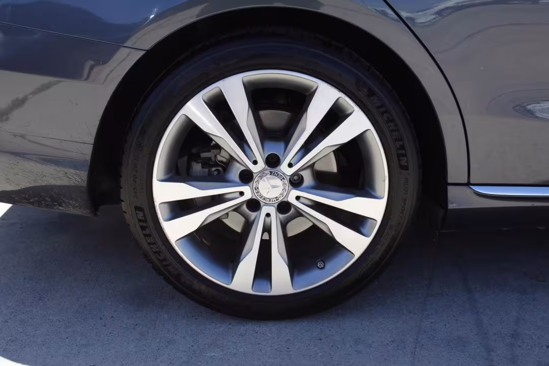 2015 Mercedes-Benz C-Class - 55SWF4JB0FU060952 - Image #10