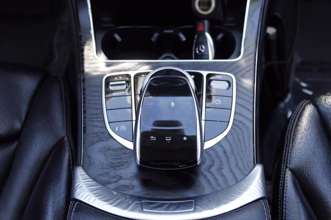 2015 Mercedes-Benz C-Class - 55SWF4JB0FU060952 - Image #18