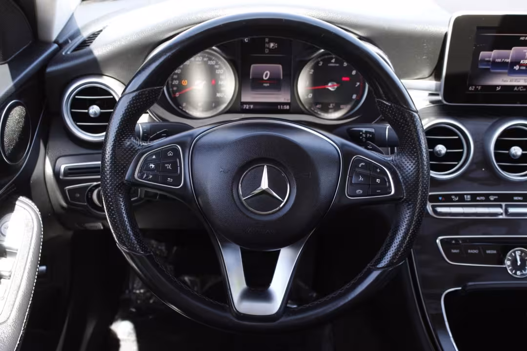 2015 Mercedes-Benz C-Class - 55SWF4JB0FU060952 - Image #21