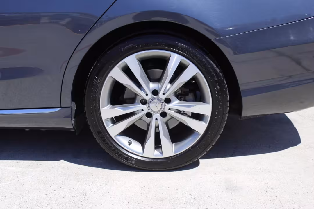 2015 Mercedes-Benz C-Class - 55SWF4JB0FU060952 - Image #5