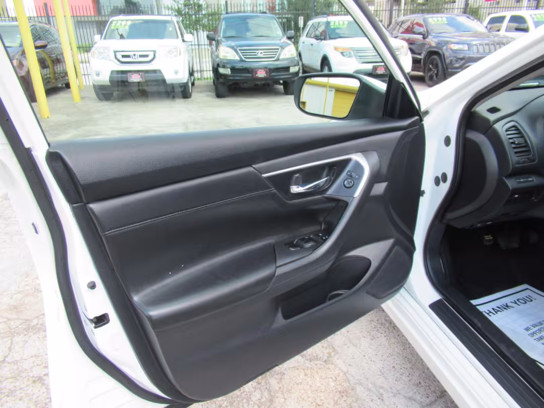 2015 Nissan Altima - 1N4AL3AP0FC270545 - Image #12