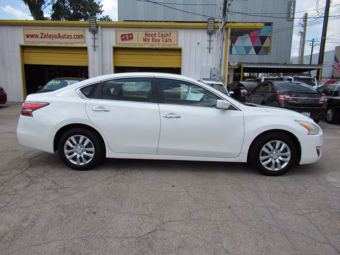 2015 Nissan Altima - 1N4AL3AP0FC270545 - Image #23
