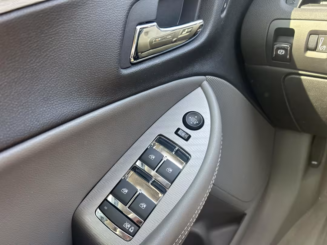 2016 Chevrolet Impala - 2G11Y5SN4G9167781 - Image #10