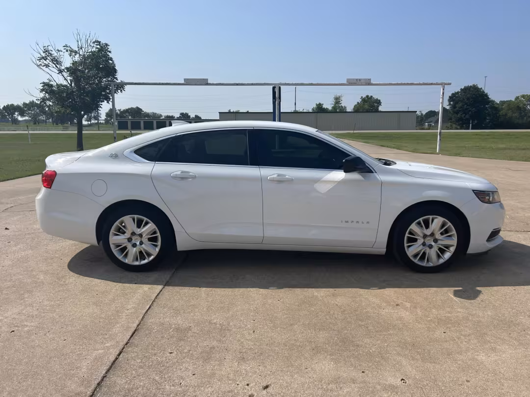 2016 Chevrolet Impala - 2G11Y5SN4G9167781 - Image #4