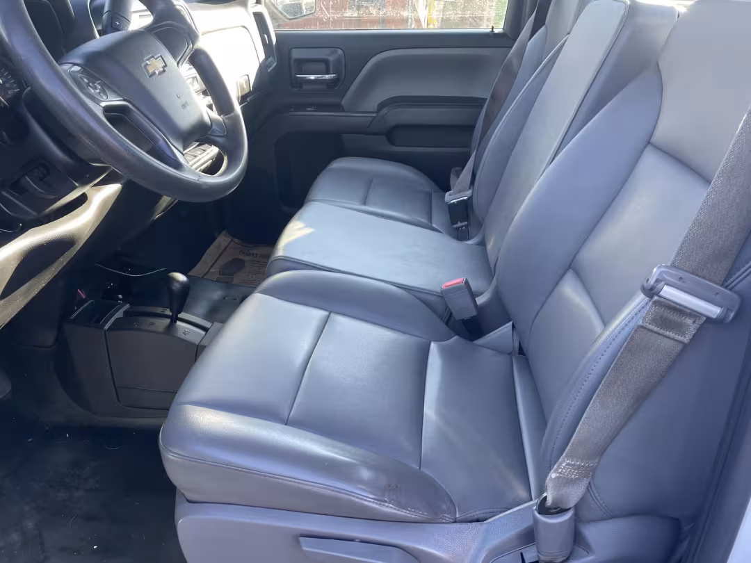 2016 Chevrolet Silverado 1500 - 1GCNKNEH2GZ265164 - Image #9