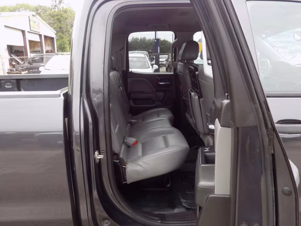 2016 Chevrolet Silverado 1500 - 1GCRCNEH9GZ107998 - Image #12