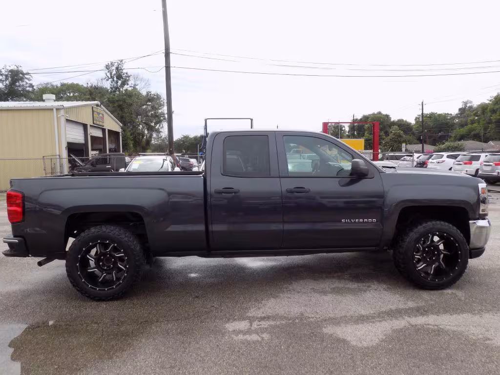 2016 Chevrolet Silverado 1500 - 1GCRCNEH9GZ107998 - Image #7