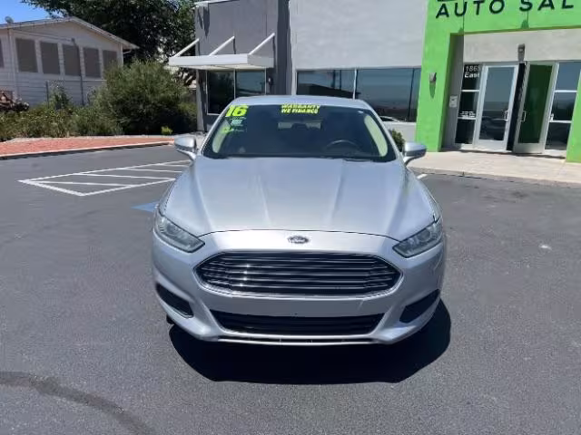 2016 Ford Fusion - 3FA6P0HD0GR118806 - Image #2