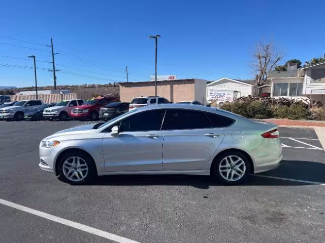 2016 Ford Fusion - 3FA6P0HD0GR118806 - Image #5
