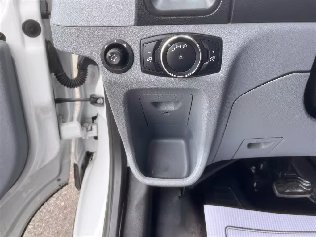 2016 Ford Transit - 1FTYE1ZMXGKA33764 - Image #14