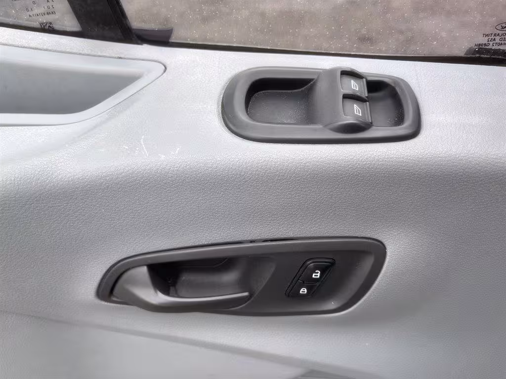 2016 Ford Transit - 1FTYE1ZMXGKA33764 - Image #16