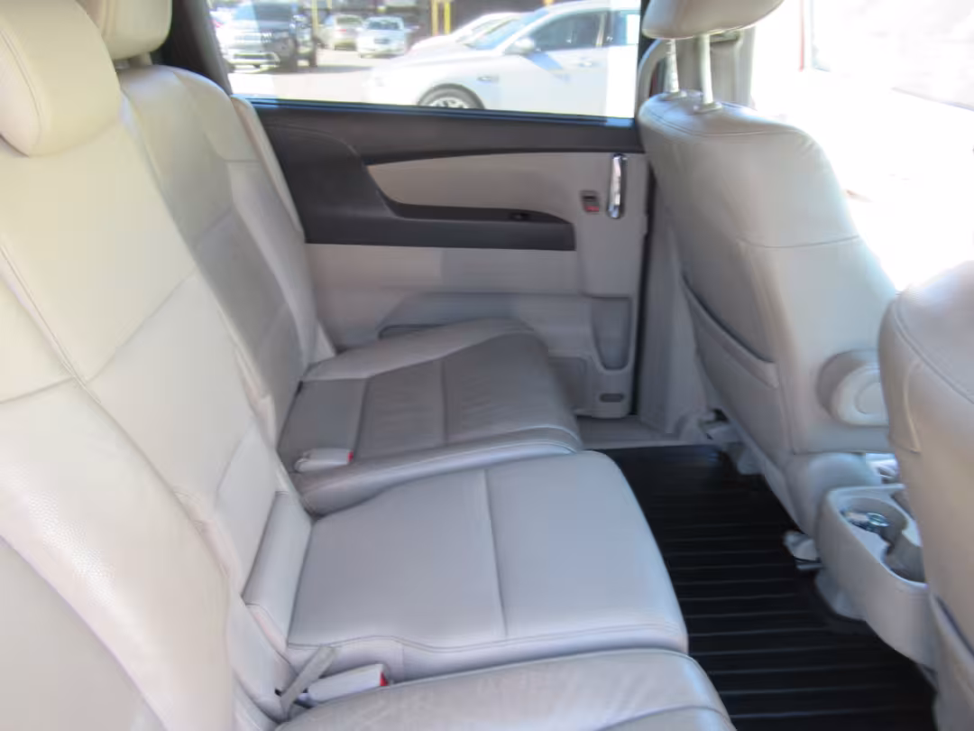 2016 Honda Odyssey - 5FNRL5H62GB103369 - Image #16