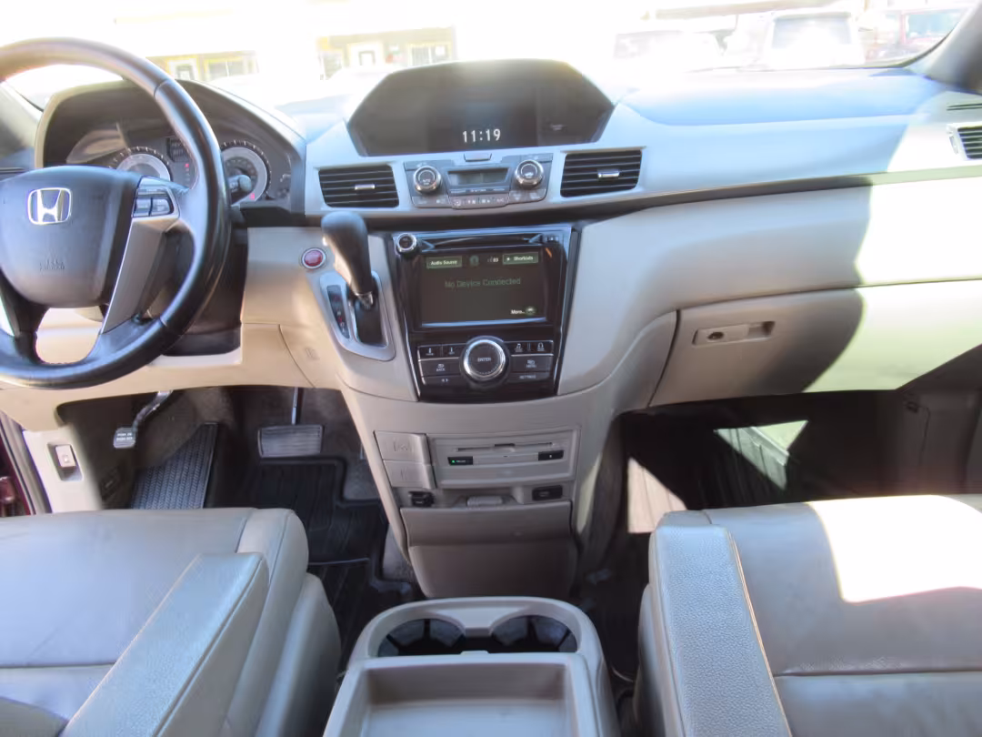 2016 Honda Odyssey - 5FNRL5H62GB103369 - Image #18