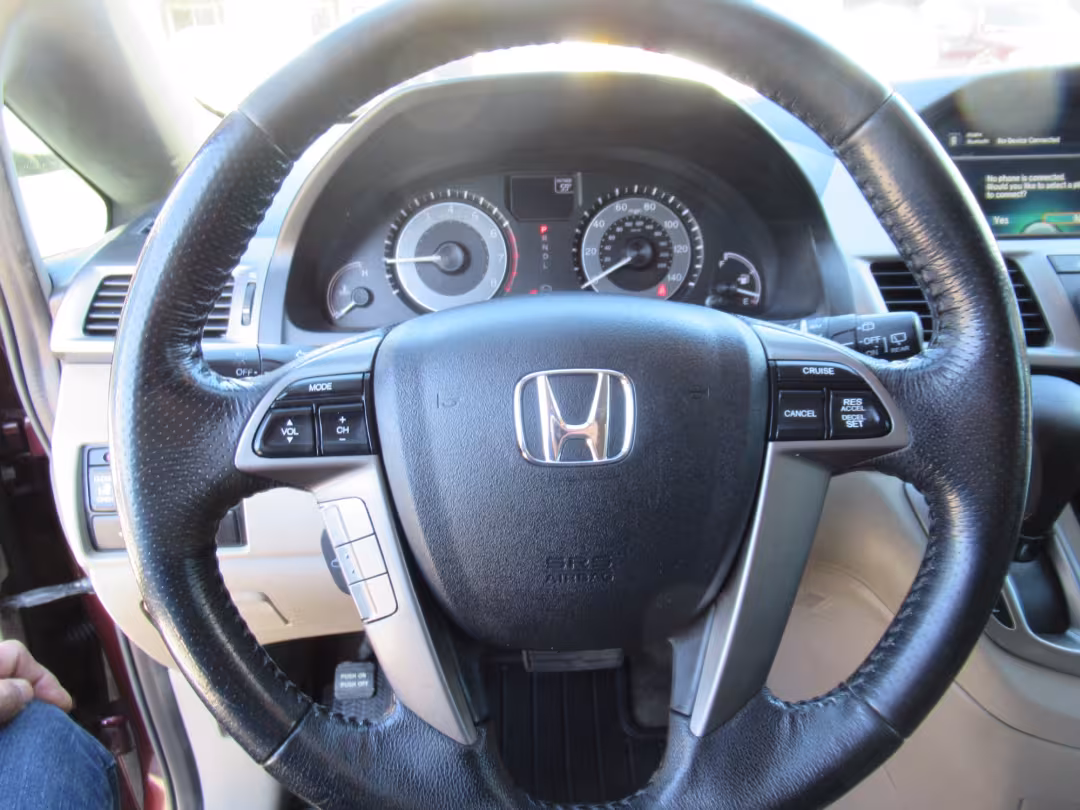 2016 Honda Odyssey - 5FNRL5H62GB103369 - Image #4