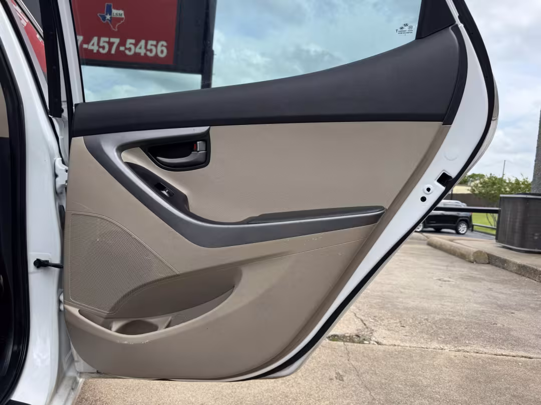 2016 Hyundai Elantra - 5NPDH4AE6GH782698 - Image #12