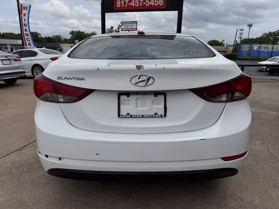2016 Hyundai Elantra - 5NPDH4AE6GH782698 - Image #4