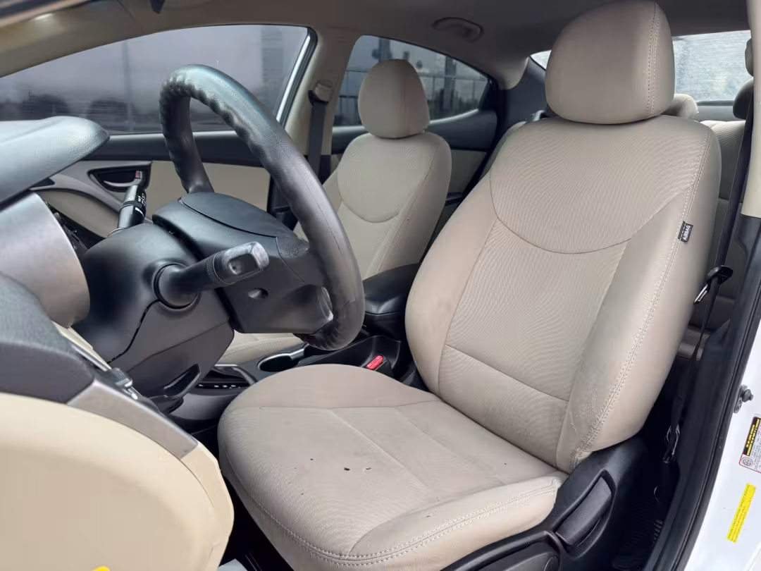 2016 Hyundai Elantra - 5NPDH4AE6GH782698 - Image #9