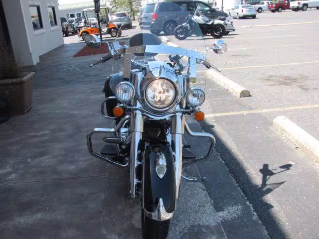 2016 Indian Springfield - 56KTHAAA8G3338638 - Image #1