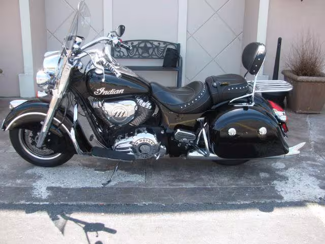 2016 Indian Springfield - 56KTHAAA8G3338638 - Image #2