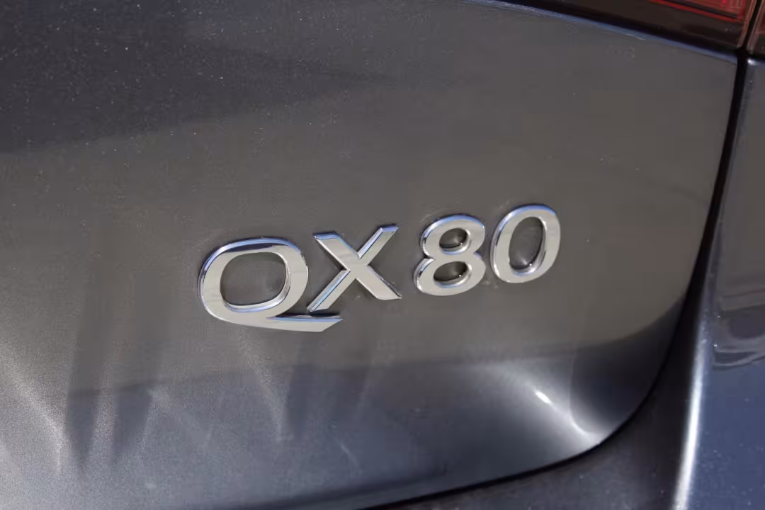 2016 Infiniti QX80 - JN8AZ2NE5G9126567 - Image #7