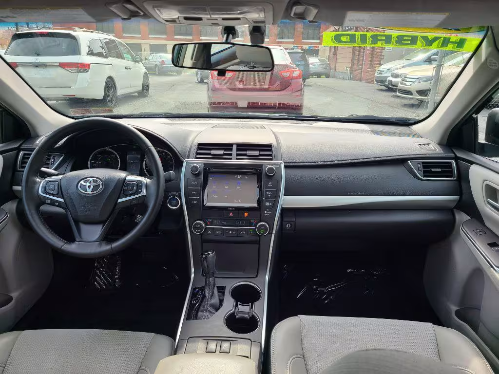 2016 Toyota Camry Hybrid - 4T1BD1FK4GU177922 - Image #9