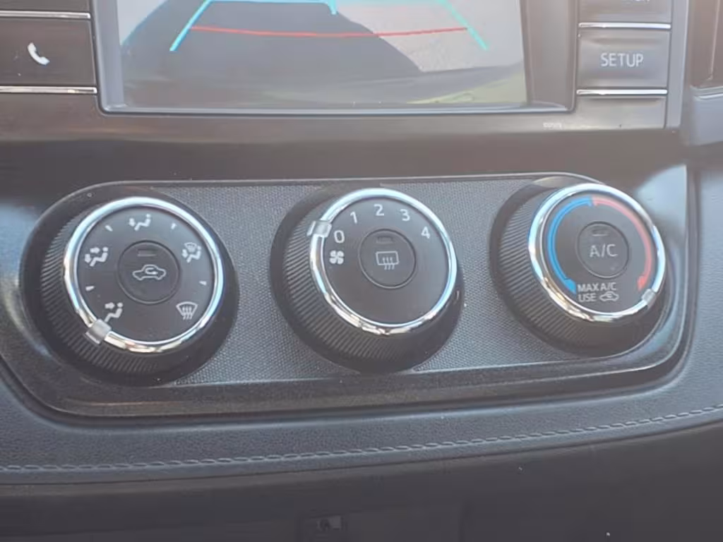 2016 Toyota RAV4 - JTMZFREV4GJ098694 - Image #6